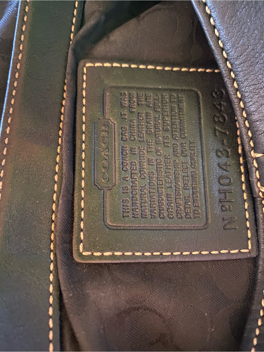 Coach black buckle genuine leather handbag excellent condition - Picture 6 of 6